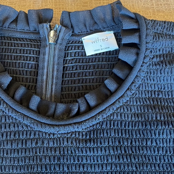 Aritzia Tempest top - Picture 5 of 10